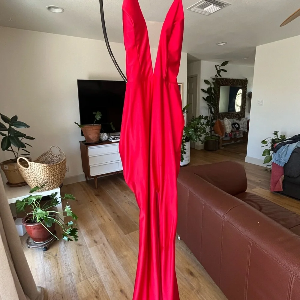 Chic Backless Red Prom Dress - Picture 2 of 3